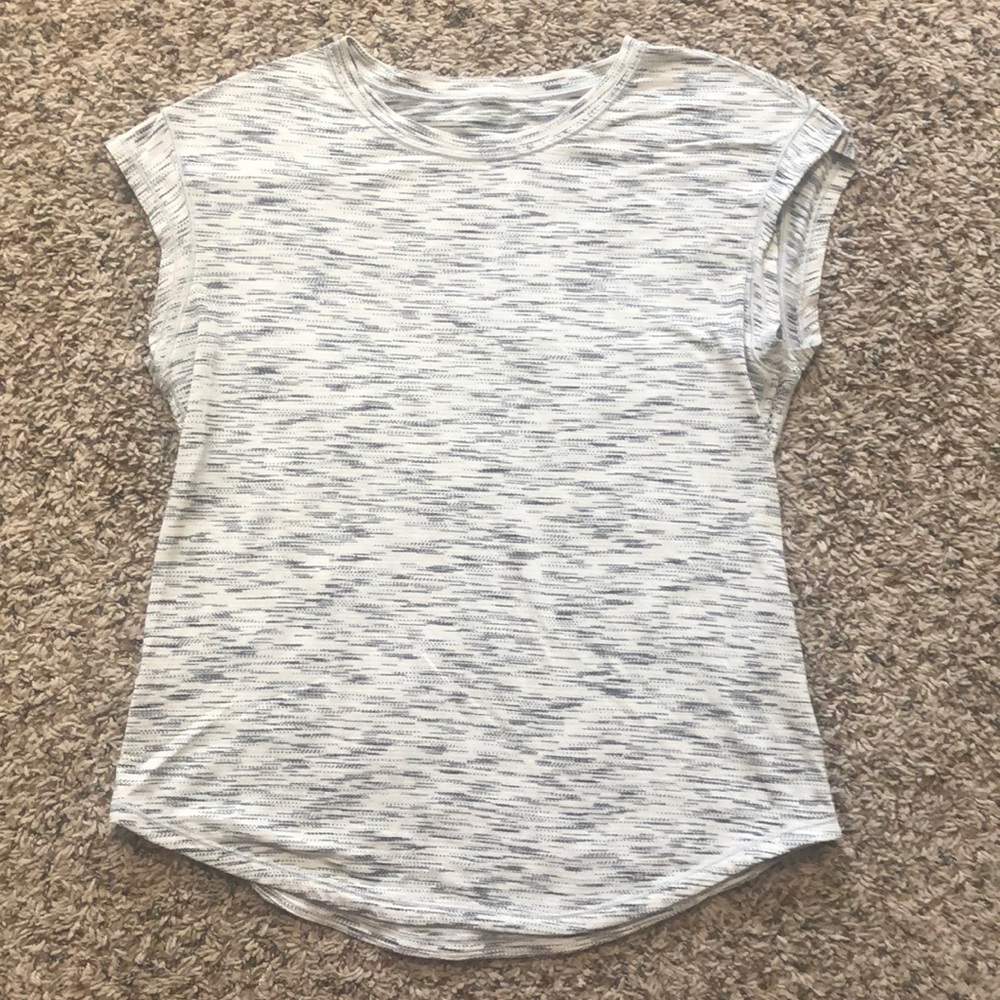 Lululemon top
